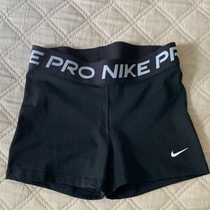 Nike Pro Women's Athletic Black Shorts NWOT